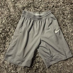 Nike Basketball Shorts M